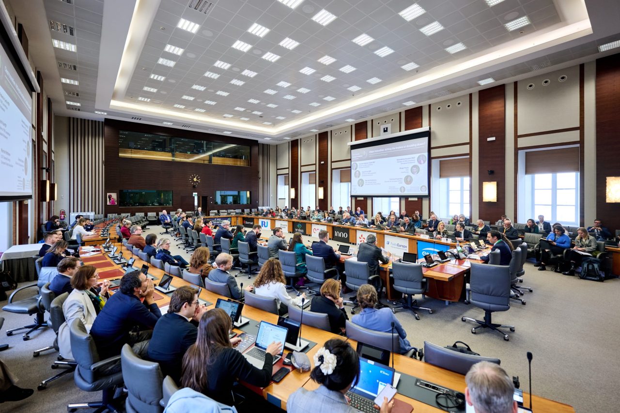 logos public affairs - Driving high-level engagement for Europe’s clean ...